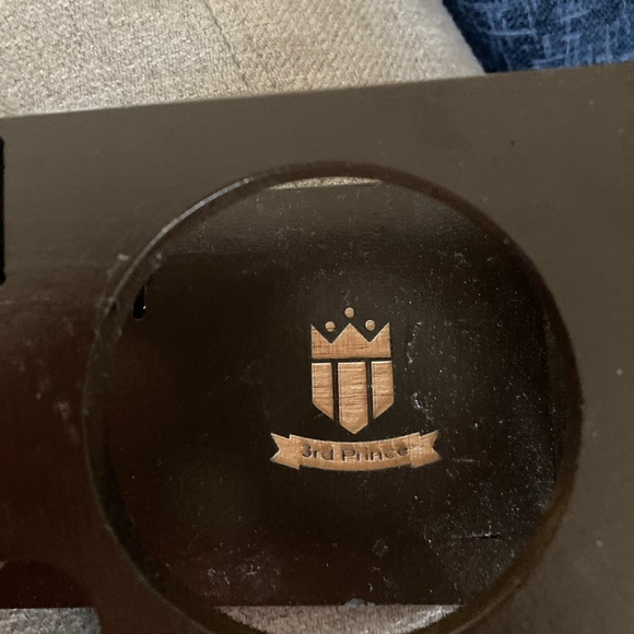 5/$25 Oval brown lacquered wood vanity and electronic organizer. - Picture 4 of 6